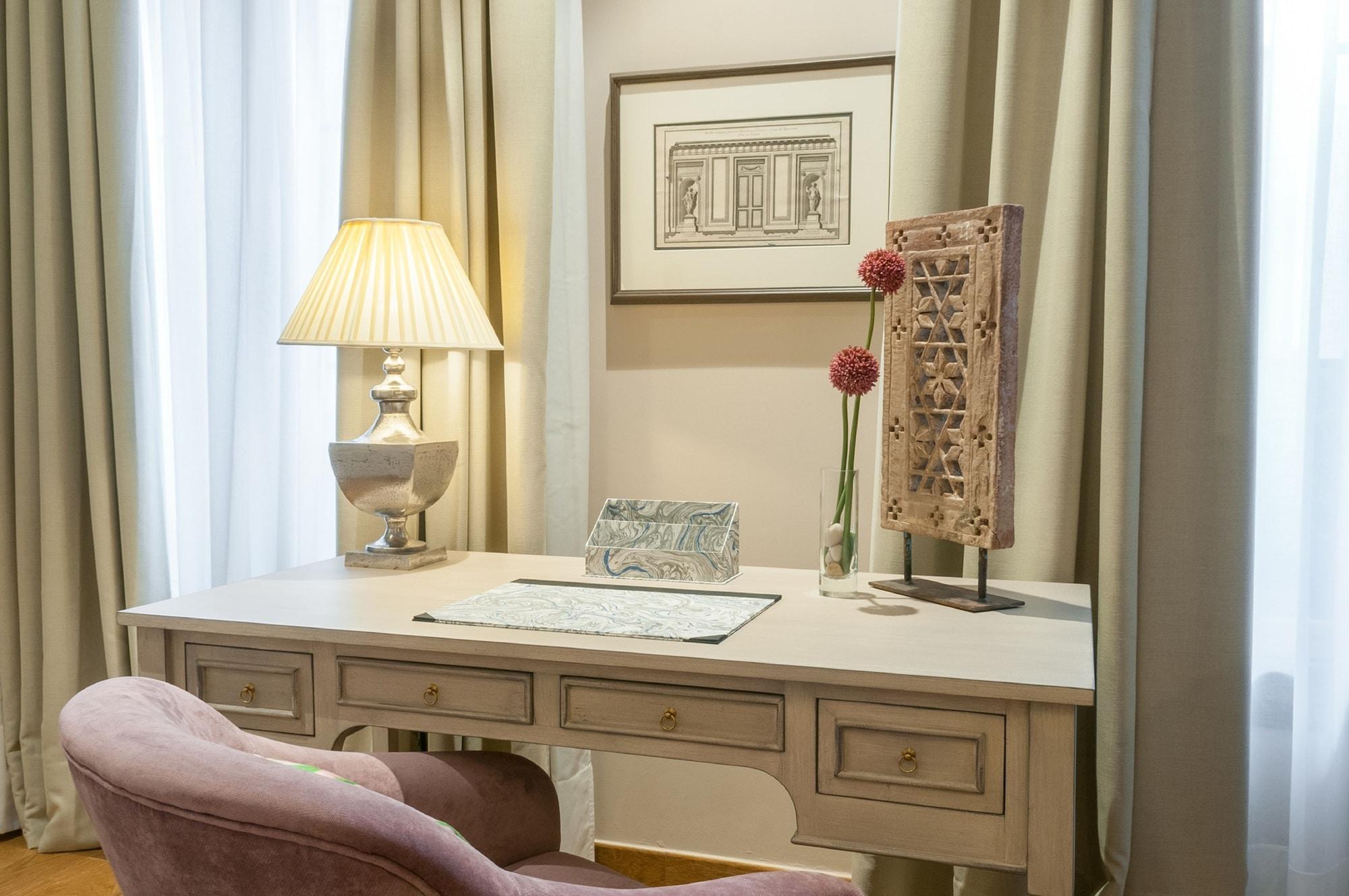 Suites Murillo Catedral เซบีญา ภายนอก รูปภาพ